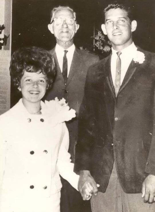 Ronnie Shacklett and Brenda Lee got married when they were 18.